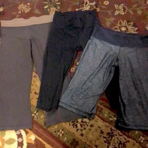 Bundle of 3 Lululemon crops/capri.
